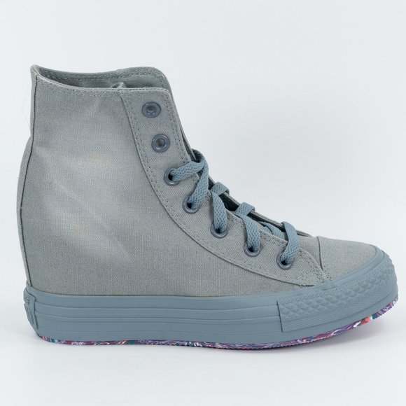 converse Shoes - Converse Women's Chuck Taylor All Star Hidden Heel Wedge 542430C size 7.5